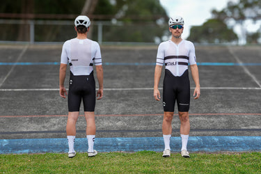 BOMB.R TT SUIT / WHITE